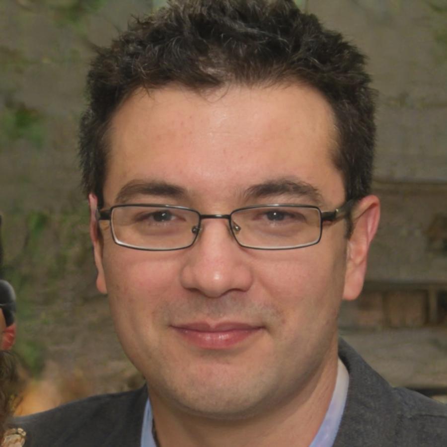 Portrait of Jasper Finley, financial advisor and program instructor